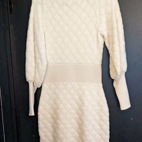 Express Mini sweater-Dress - Picture 3 of 4